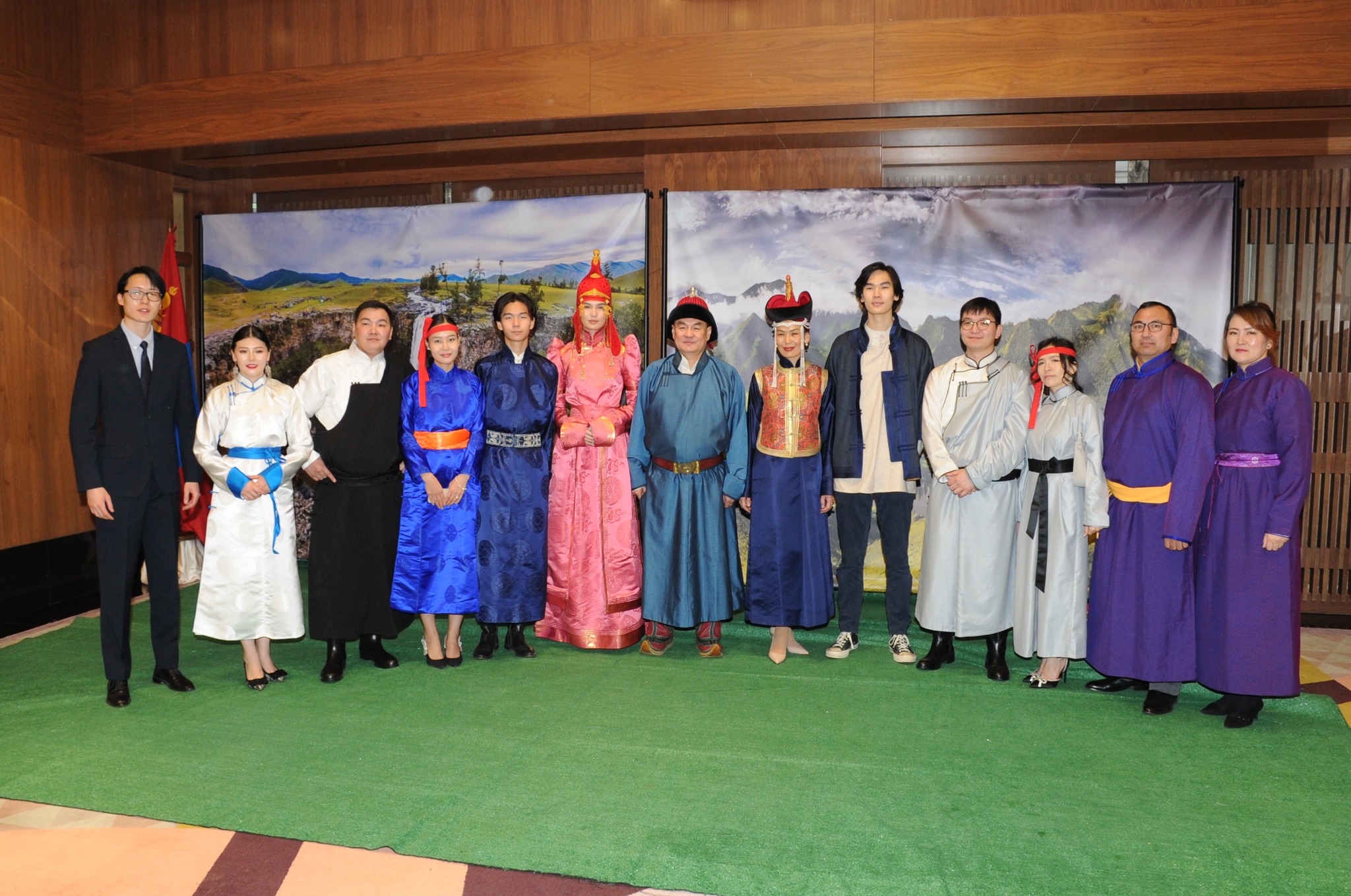 IWG in collaboration with the Embassy of Mongolia in Kuwait, hosted “Mongolian Cultural Day”